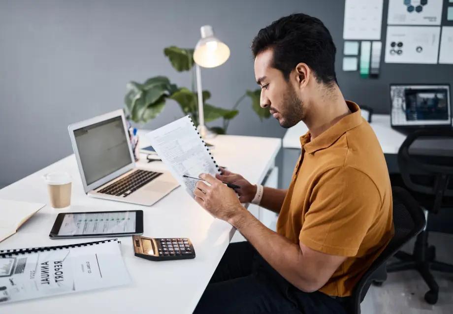 Amity Online BA in Economics